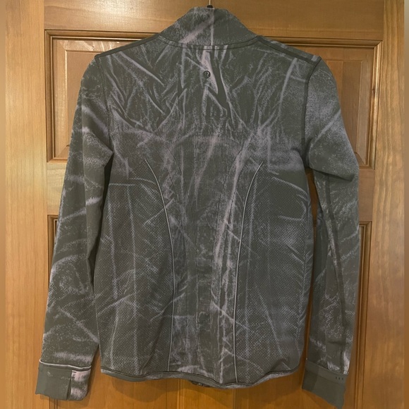 Lululemon Jacket - Picture 3 of 3